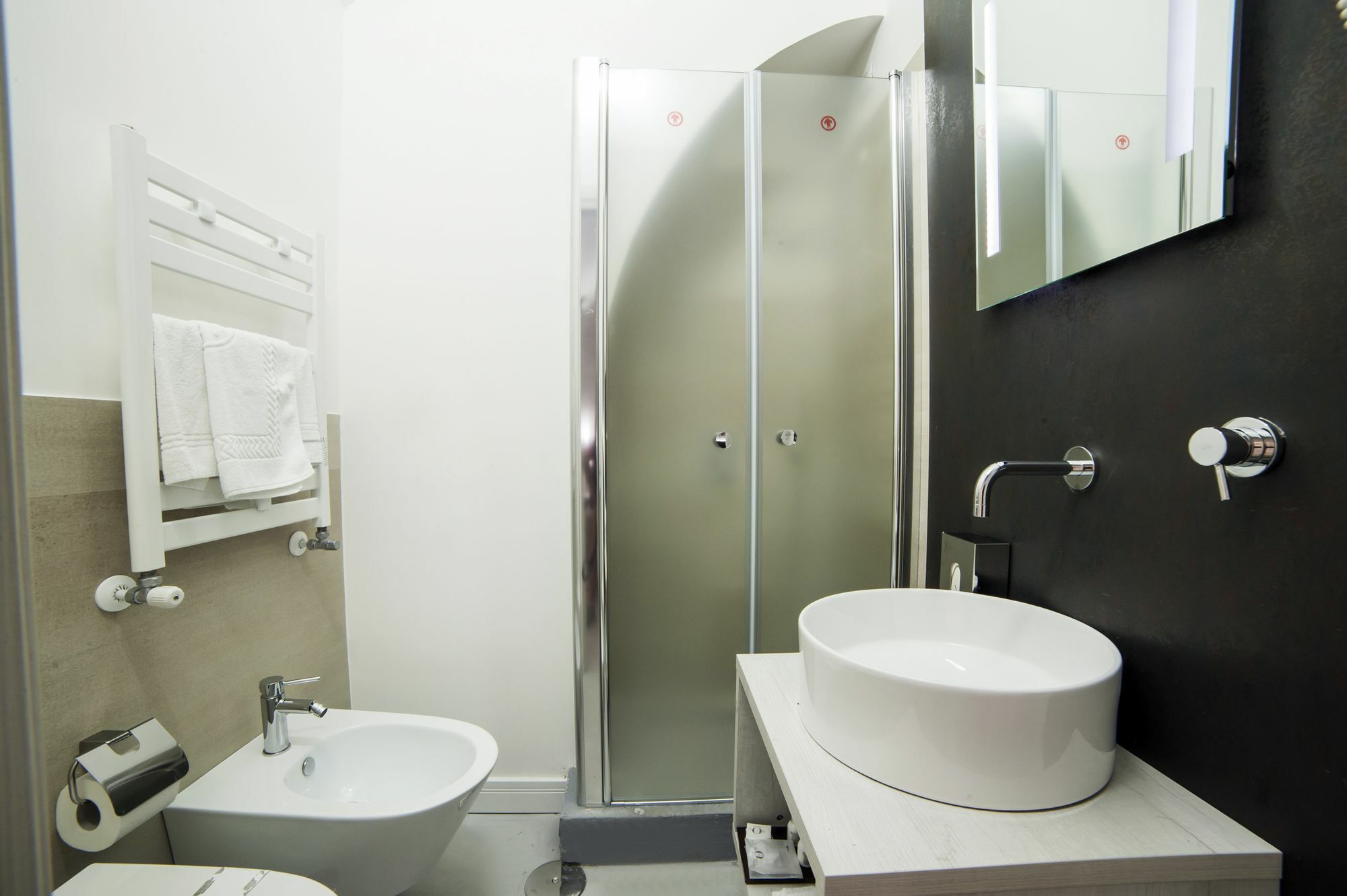 Dada Suite Napoli Esterno foto